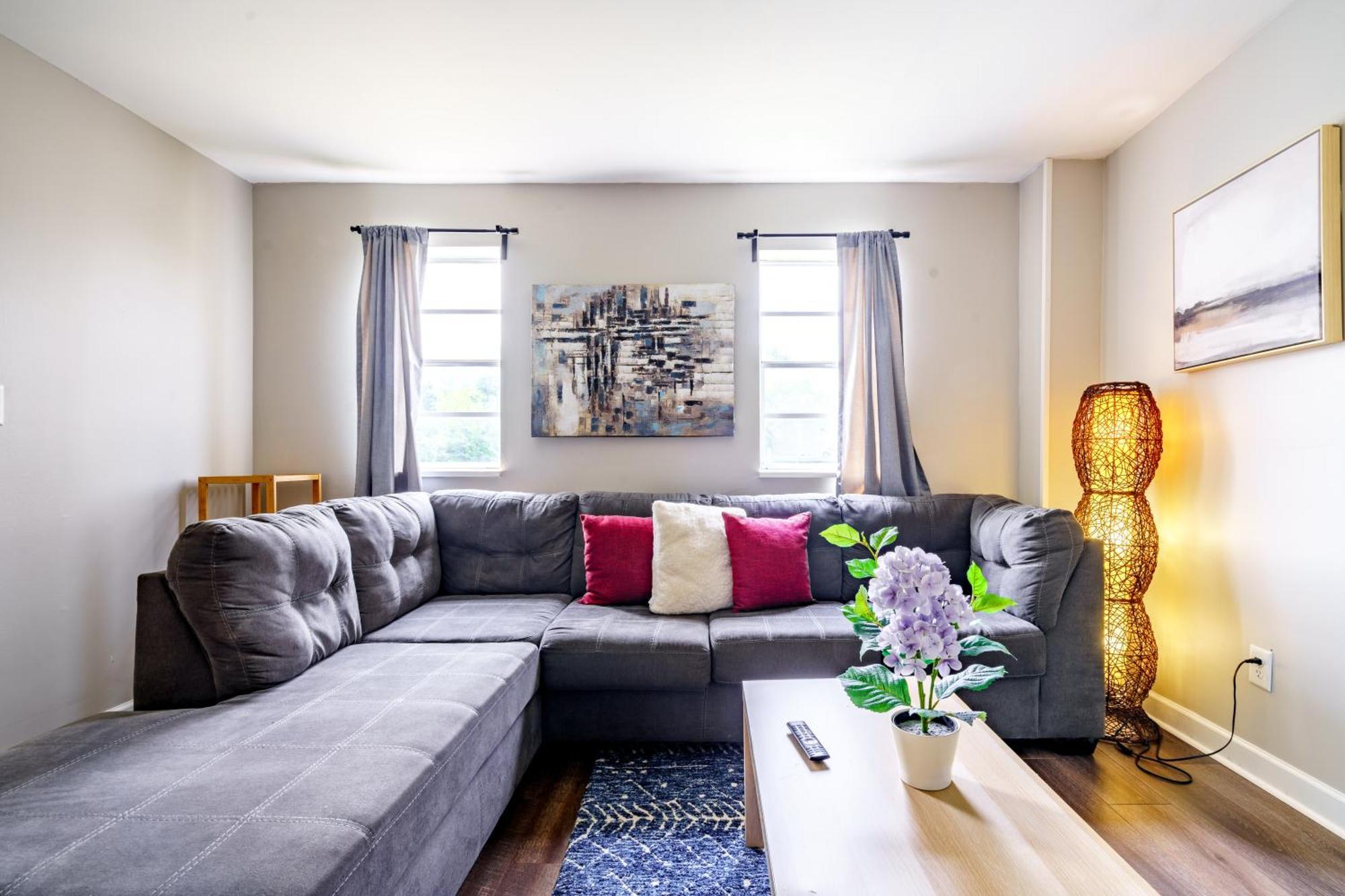 Short North Convention Private Parking Pet! Columbus