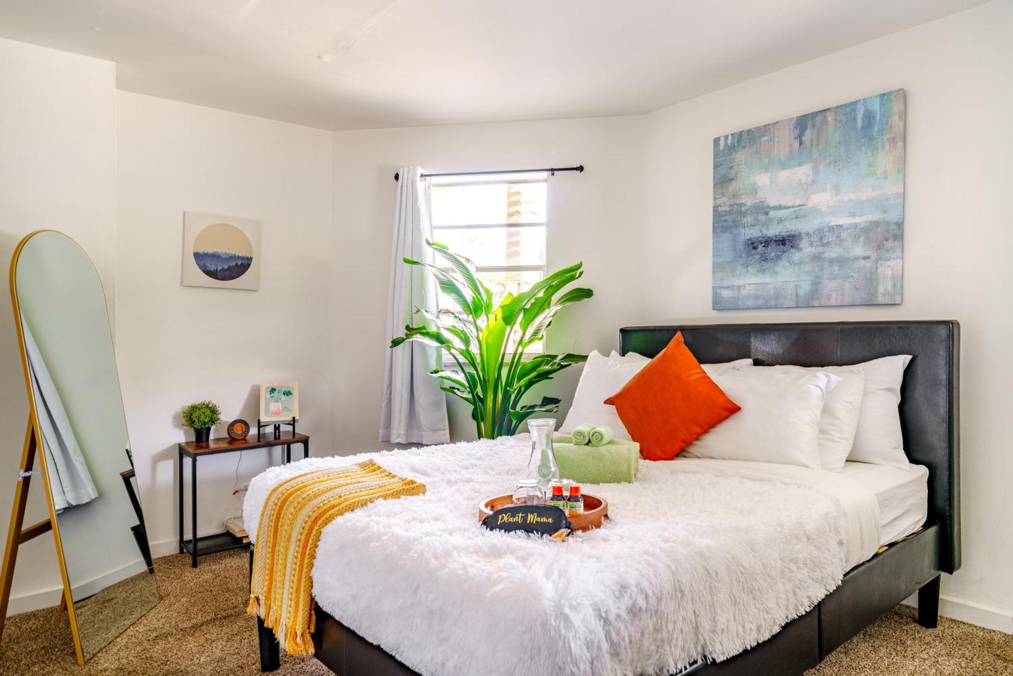 Short North Convention Private Parking Pet! Columbus