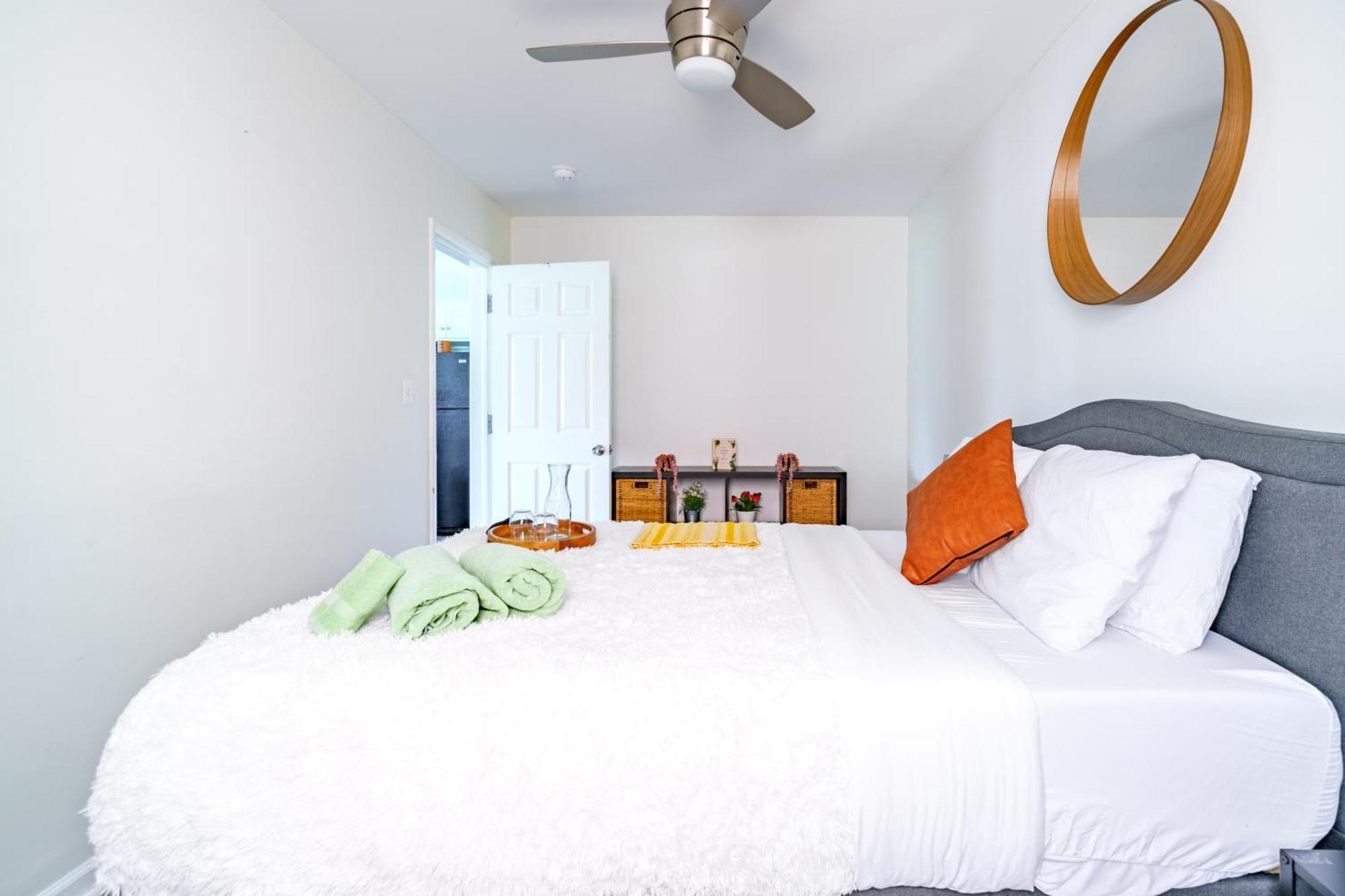 Short North Convention Private Parking Pet! Columbus